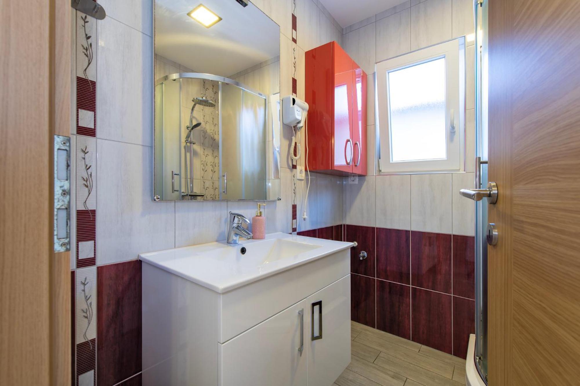Hostel Odmoree Camp &